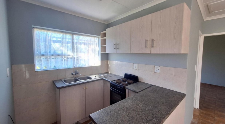2 Bedroom Property for Sale in Albertinia Western Cape